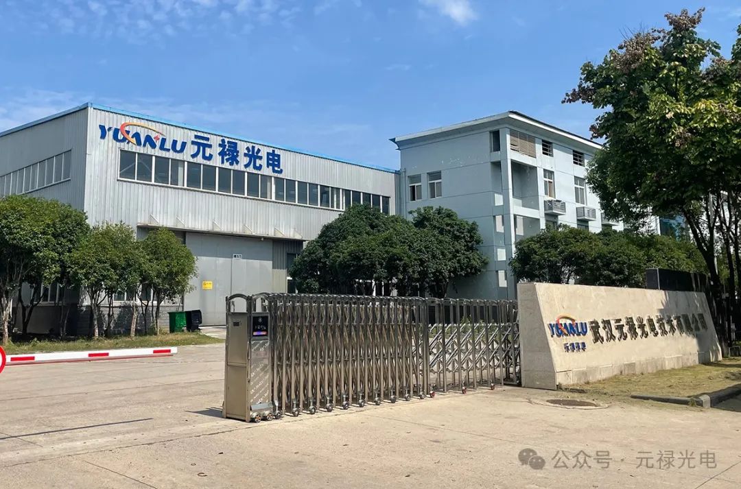 1729748123205953.jpg 1729748123205953.jpg